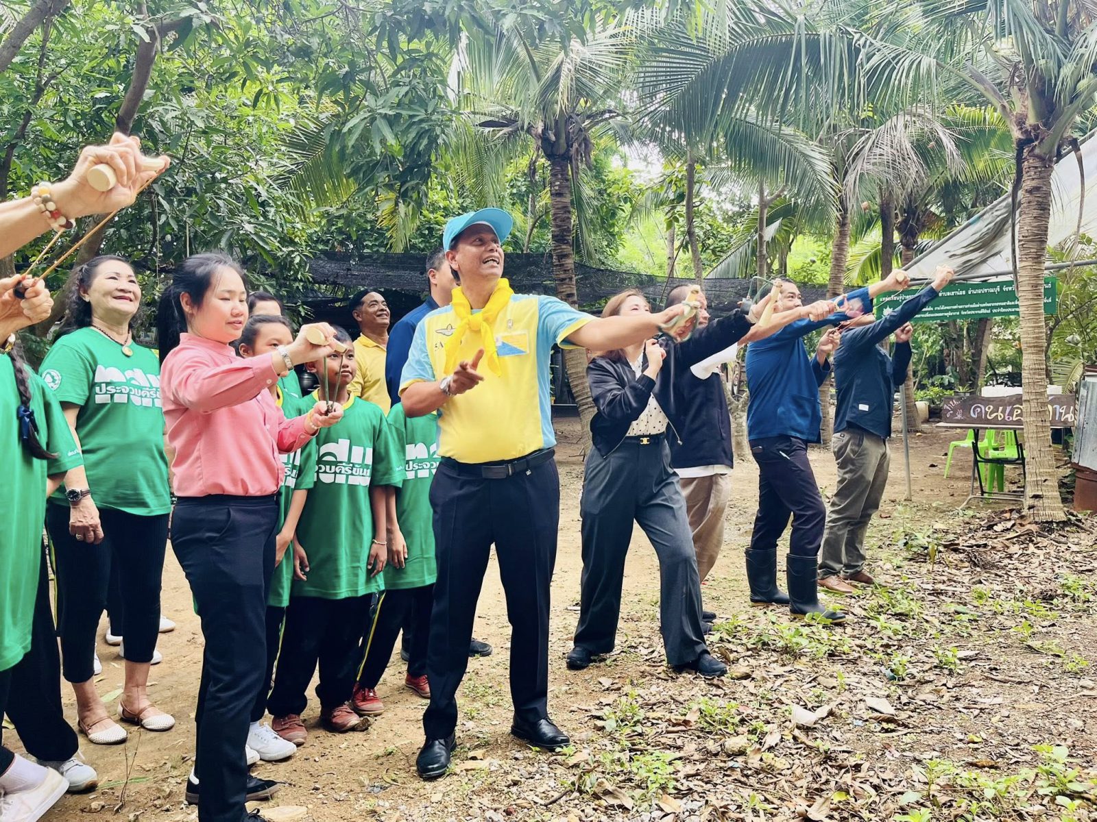 ศูนย์เรียนรู้บ้านดินภูผาป่าในเมือง ห่มเขาด้วยเงาไม้